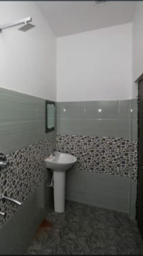 Mannat Rooms Allāhābād Junction Dış mekan fotoğraf